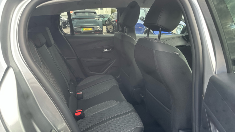 Peugeot 208 1.2 Hybrid 110 Allure 5dr e-DSC6 Petrol Hatchback